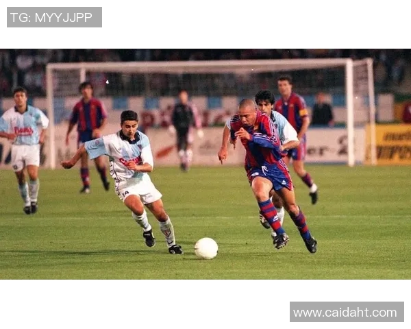 95年退役足球明星的辉煌岁月与传奇人生回顾