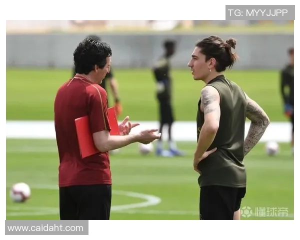 7号足球明星戴发带的时尚风潮与球场表现的完美结合