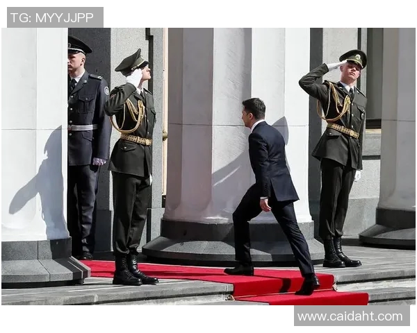 肯豆与足球明星亲密合影引发热议时尚与运动的完美结合