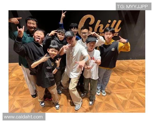 武汉街舞队的节奏密码:深入探讨街舞文化与城市灵魂的交融 武汉街舞队的节奏密码:深入探讨街舞文化与城市灵魂的交融